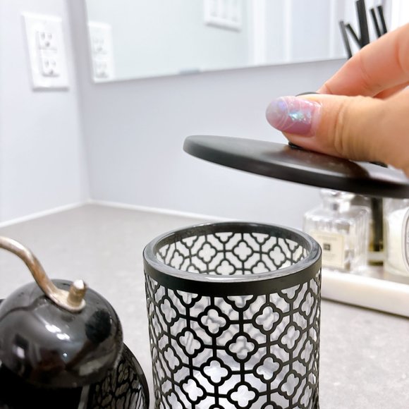 IKEA, CLOCK AND SPONGE HOLDER, PRICE FOR ALL 3 - Picture 3 of 11